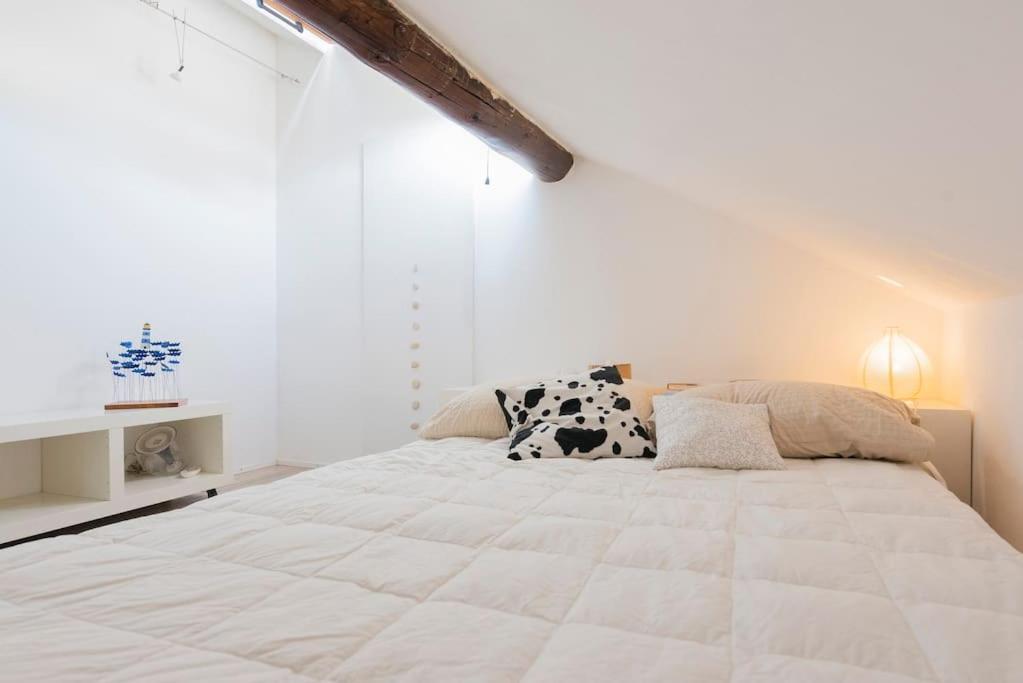 Apartmán Design&Terrazzo A 5 Min Dal Centro - Laura'S House Milán Exteriér fotografie